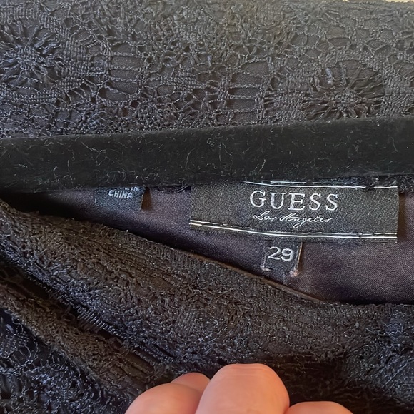 GUESS shorts - Picture 6 of 6